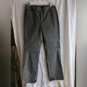 Ralph Lauren Women's Flat Front Grey Boot Cut Pants. US 6